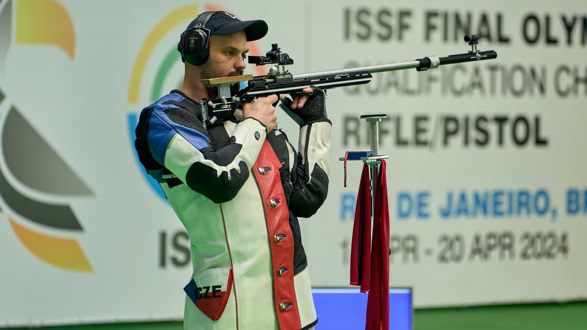 Paráda! Nymburský si na MS vystřílel zlato, titul slaví také český tým